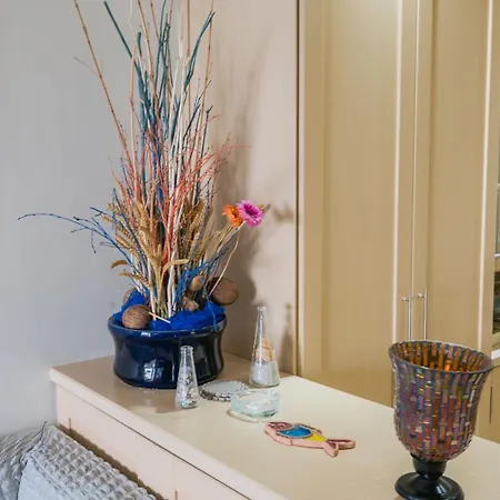 Serenity Front Maisonette, Vakantiehuis *